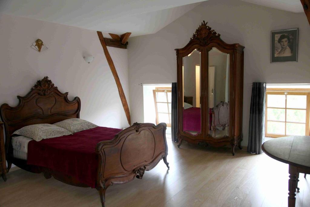 Domaine Du Vern Сент-Аффрік Номер фото